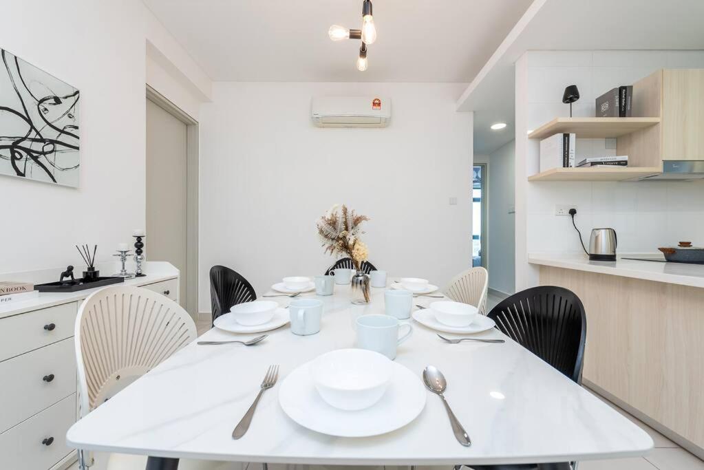 Vivo Residensi 3br Dark Grey Aesthetic House, Mid Valley, Kl Pangsapuri Kuala Lumpur
